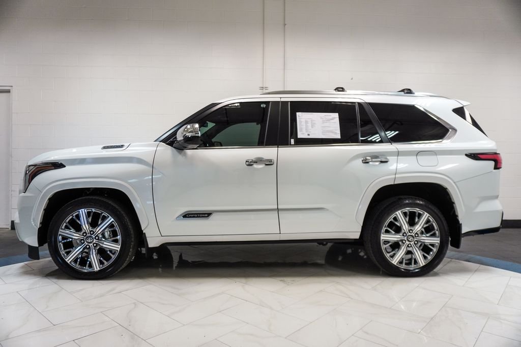 Used 2025 Beige Toyota Capstone image 34