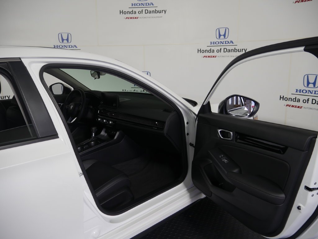 Certified Used 2024 Platinum White Pearl Honda EX-L image 7