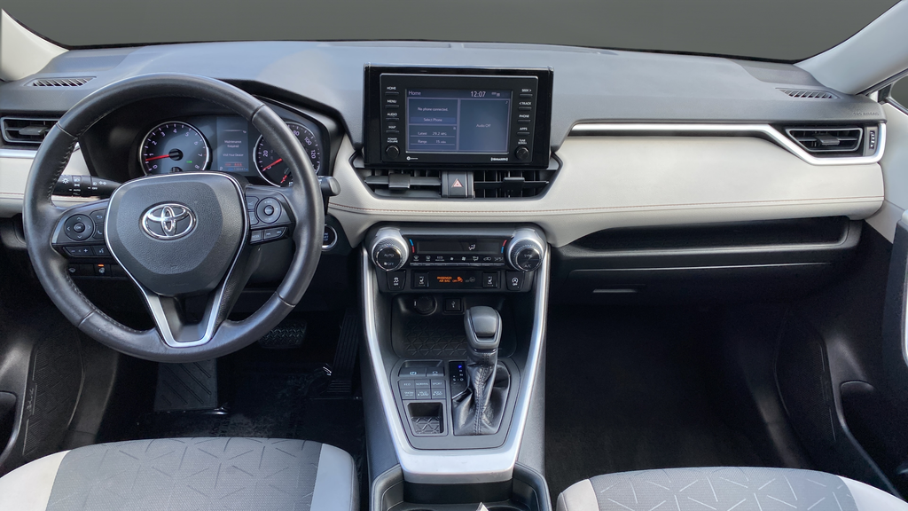Used 2020 Super White Toyota XLE image 11