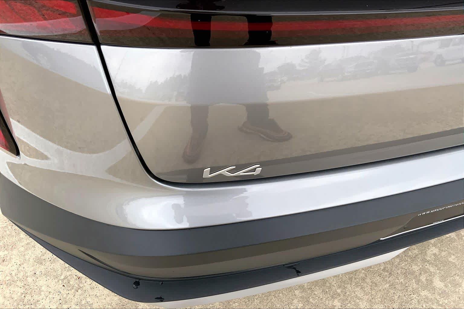 Used 2025 Steel Gray Kia LXS image 10