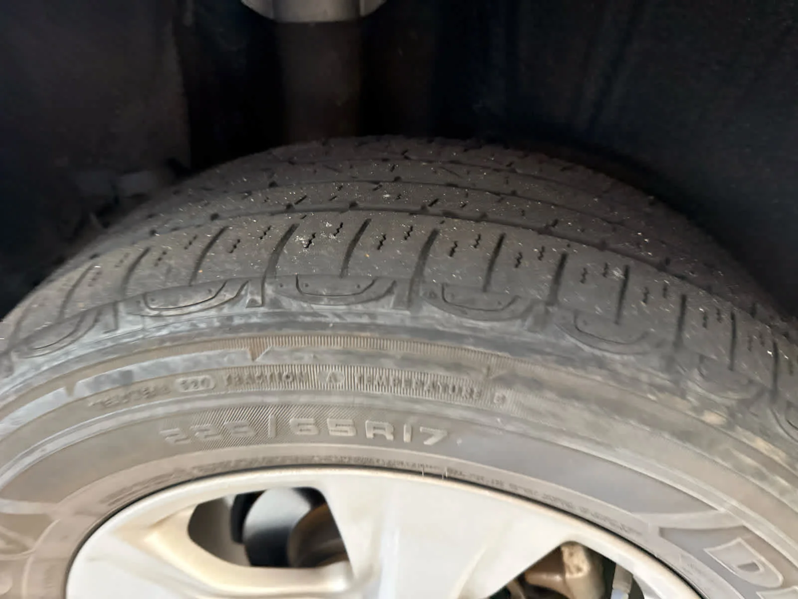 Used 2024 Ruby Flare Pearl Toyota XLE image 5