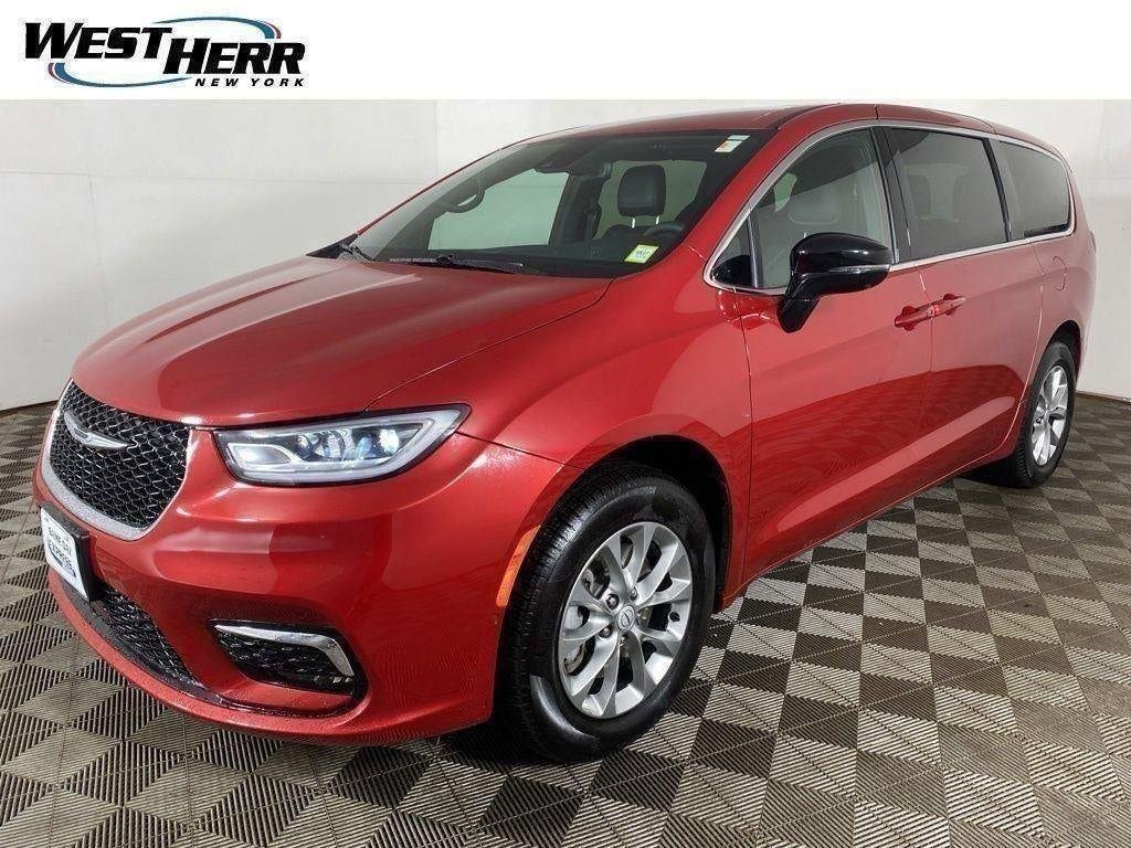 Used 2026 Red Hot Pearlcoat Chrysler Select AWD image 54