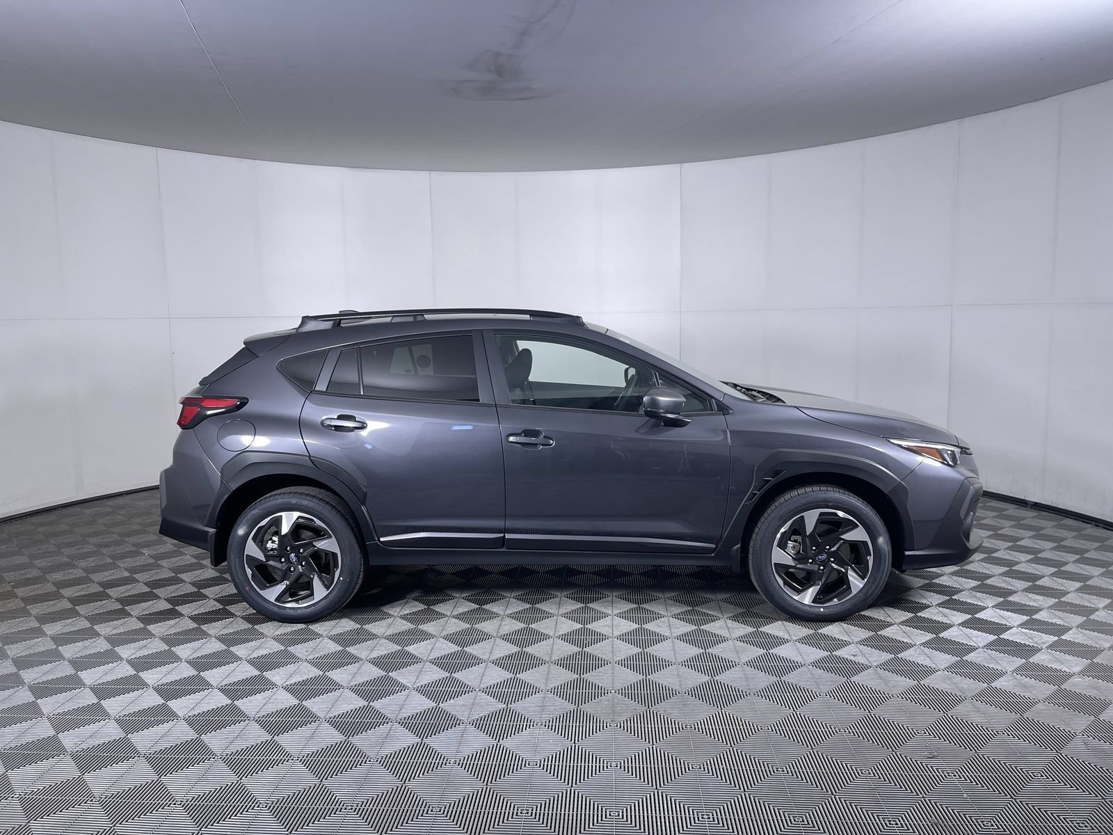Used 2026 Magnetite Gray Metallic Subaru Limited image 10