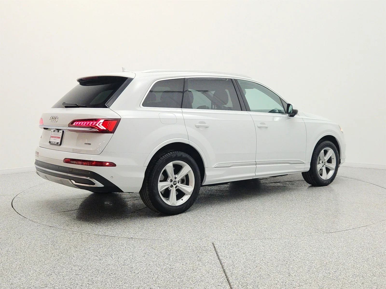 Used 2023 Glacier White Metallic Audi Premium Plus 45 TFSI quattro image 5