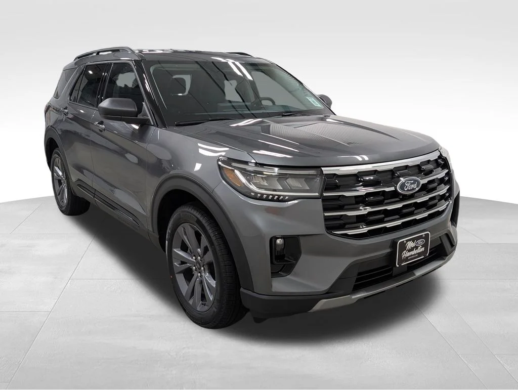 New 2026 Carbonized Gray Metallic Ford Active image 18