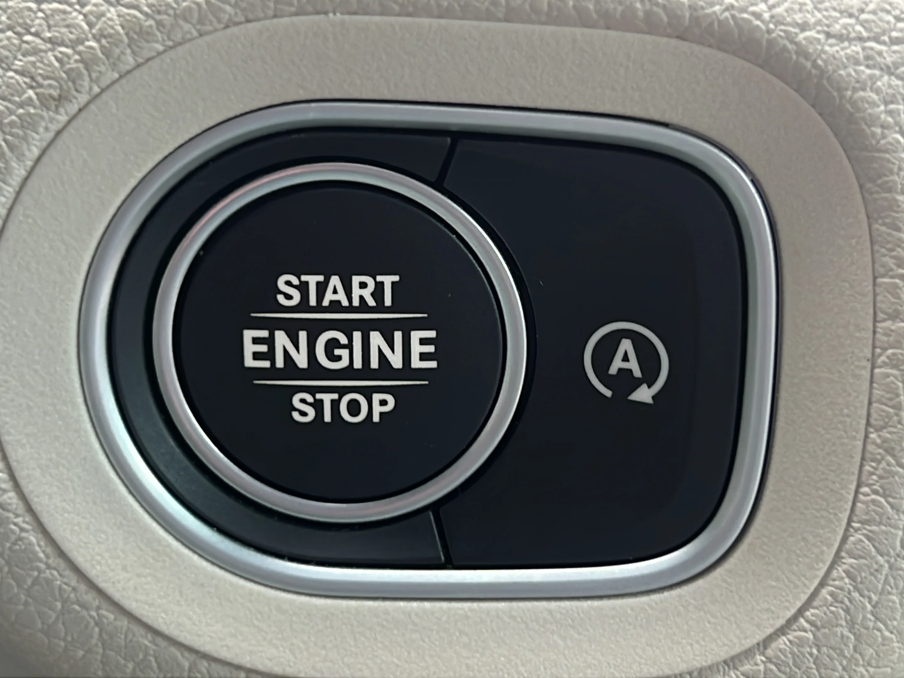 Used 2025 Polar White Mercedes-Benz GLE 450 image 23