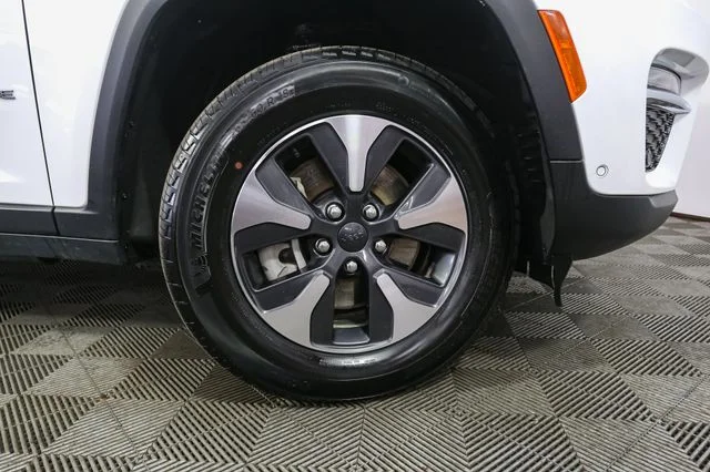 Used 2023 White Jeep 4xe image 15