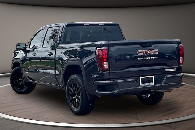 Used 2023 Silver GMC Elevation image 11