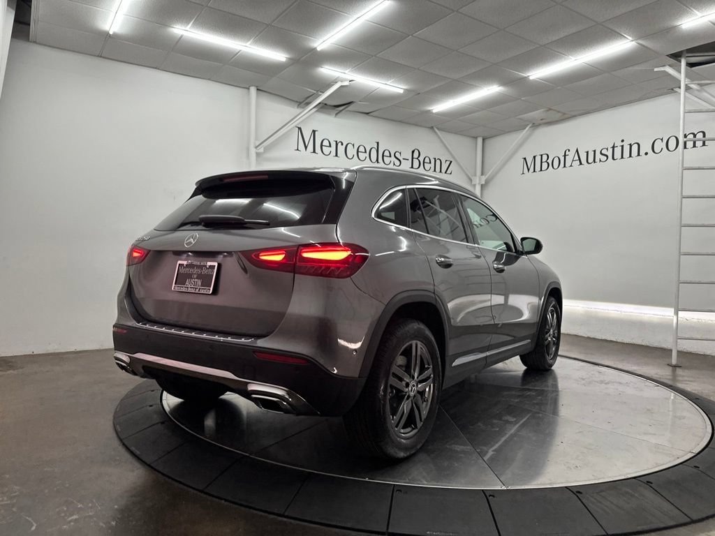 New 2026 Mountain Grey Metallic Mercedes-Benz GLA 250 image 37