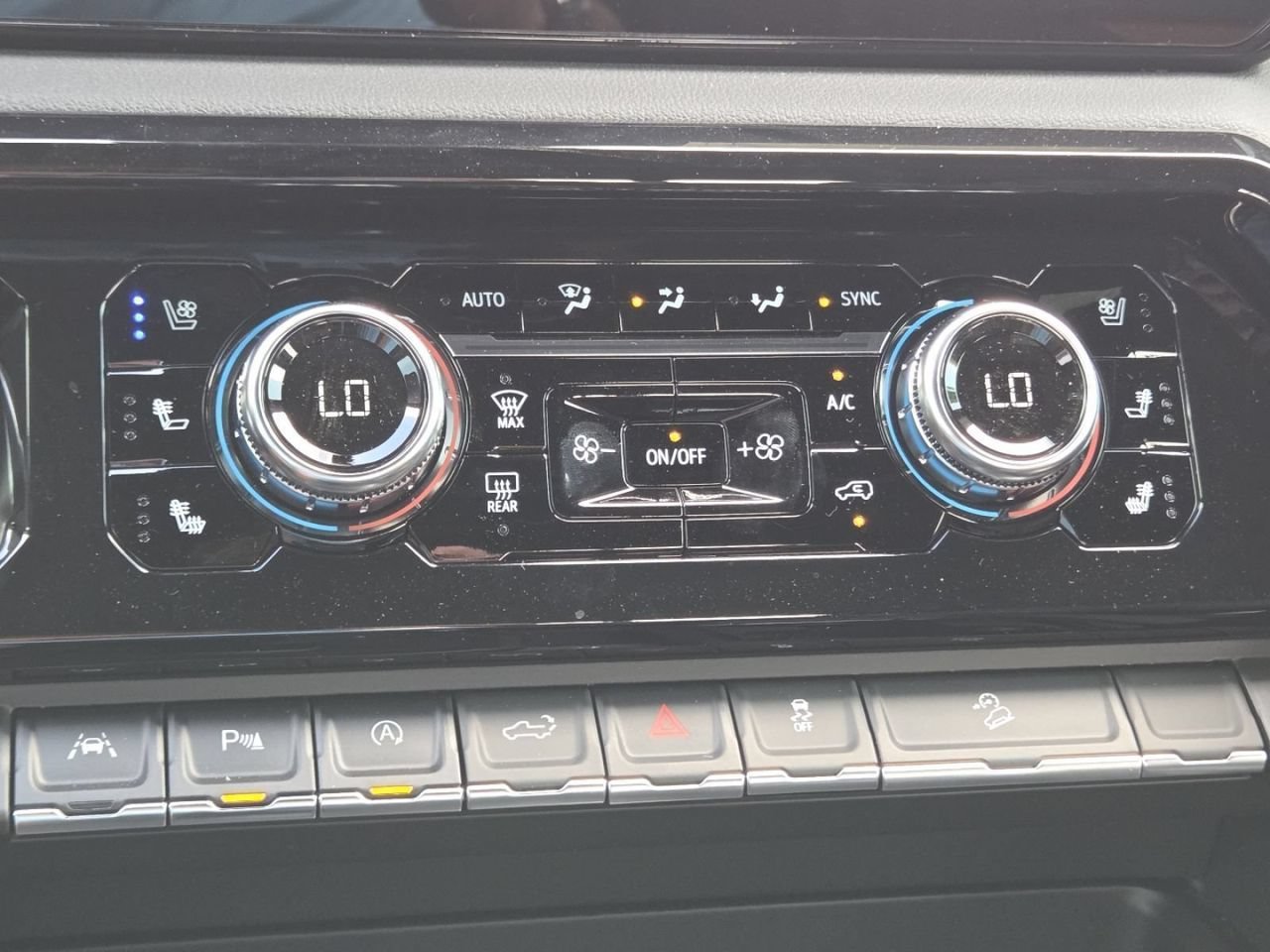 2026 GMC Sierra 1500 AT4 - Photo 34