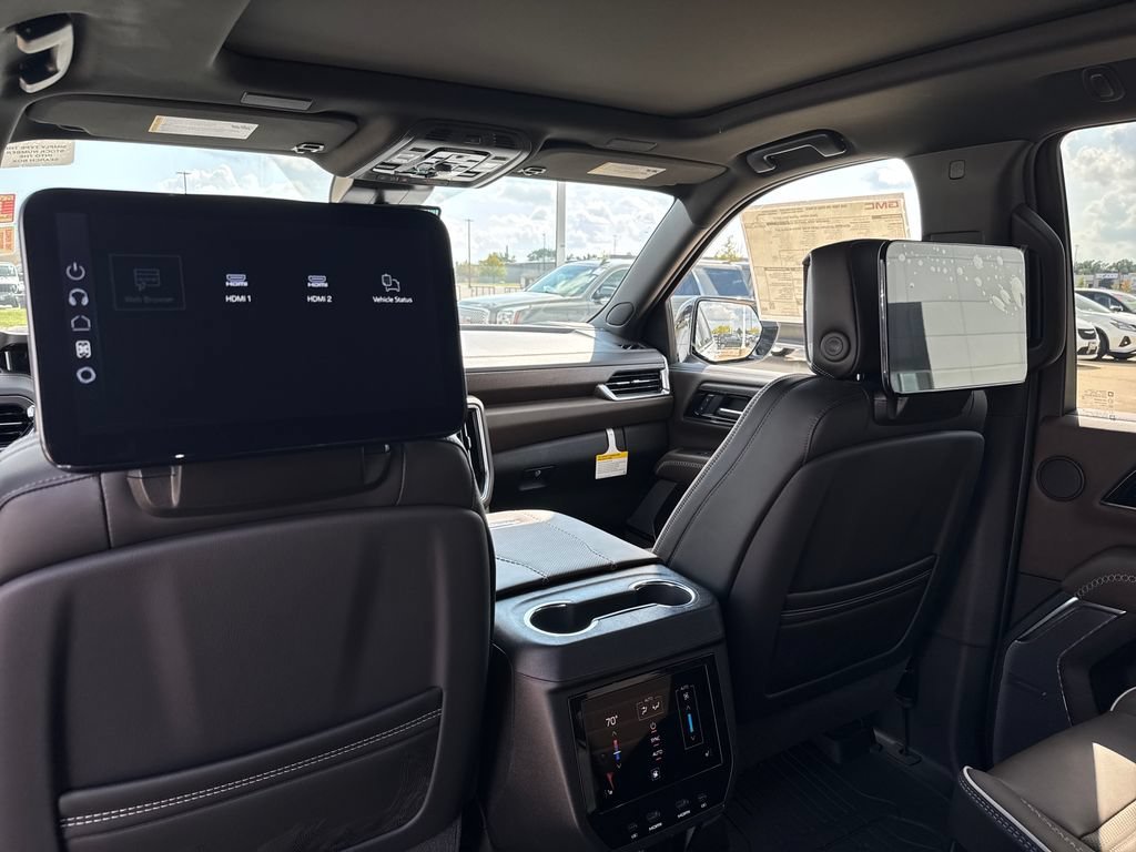 2026 GMC Yukon Denali Ultimate - Photo 45