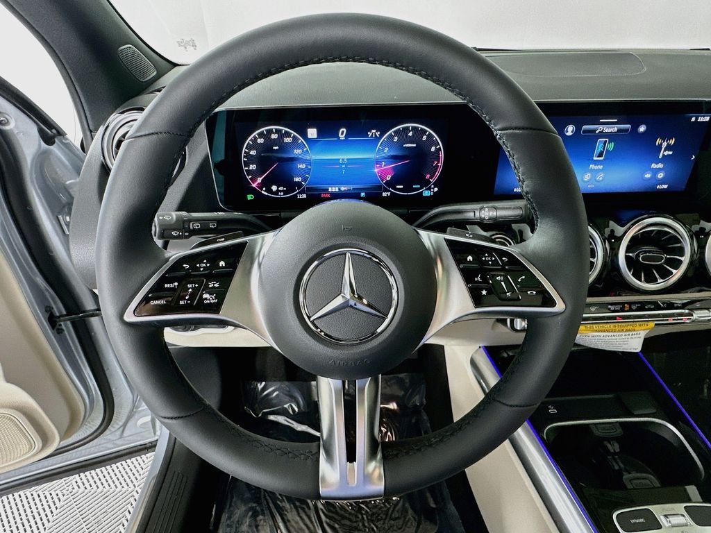 Used 2026 Silver Mercedes-Benz GLA 250 image 11