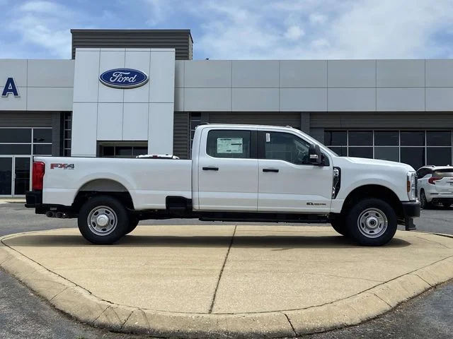 New 2026 Oxford White Ford  image 2