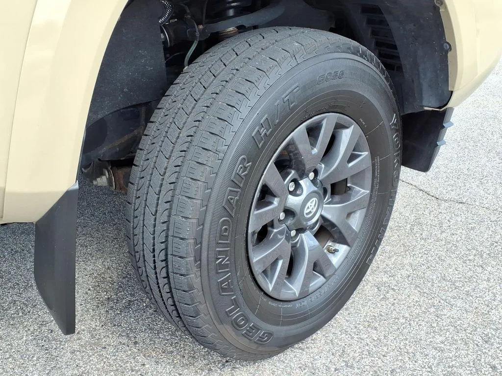 Used 2020 Beige Toyota SR5 image 6