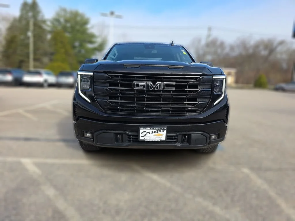 Certified Used 2022 Onyx Black GMC Elevation image 47
