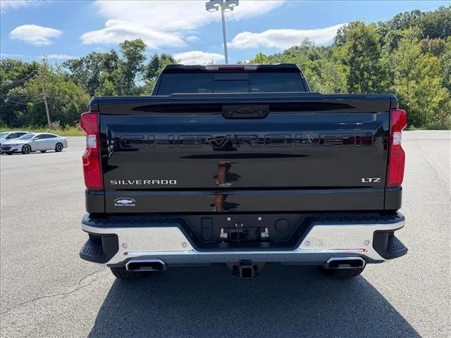 Used 2026 Black Chevrolet LTZ image 4