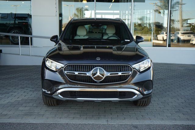New 2026 Graphite Grey Metallic Mercedes-Benz GLC 300 image 3