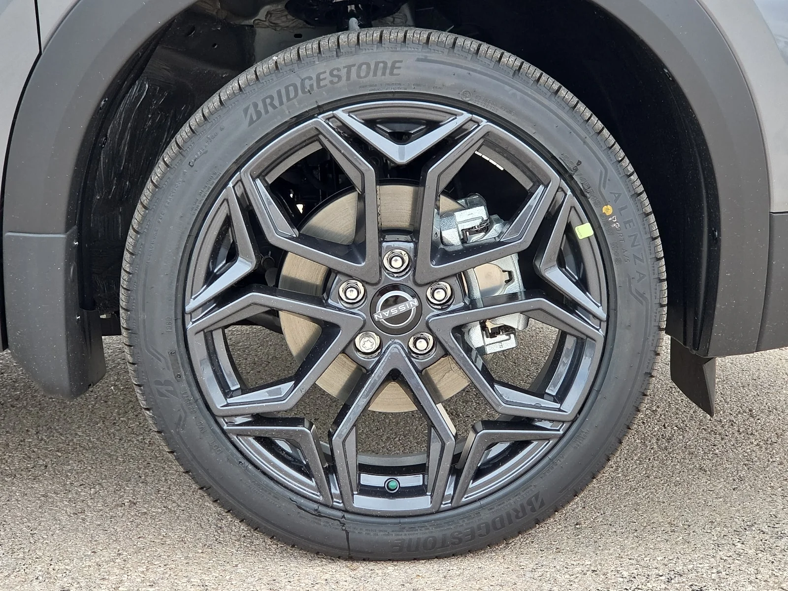 New 2026 XLC 2T Gun Red Nissan SR All-Wheel Drive image 8