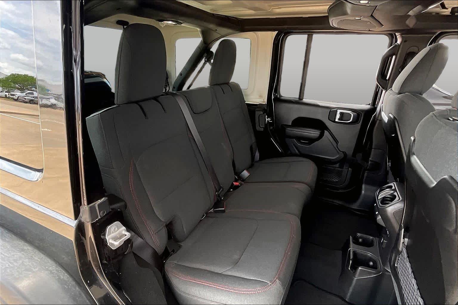 Used 2025 Black Clearcoat Jeep Rubicon image 18