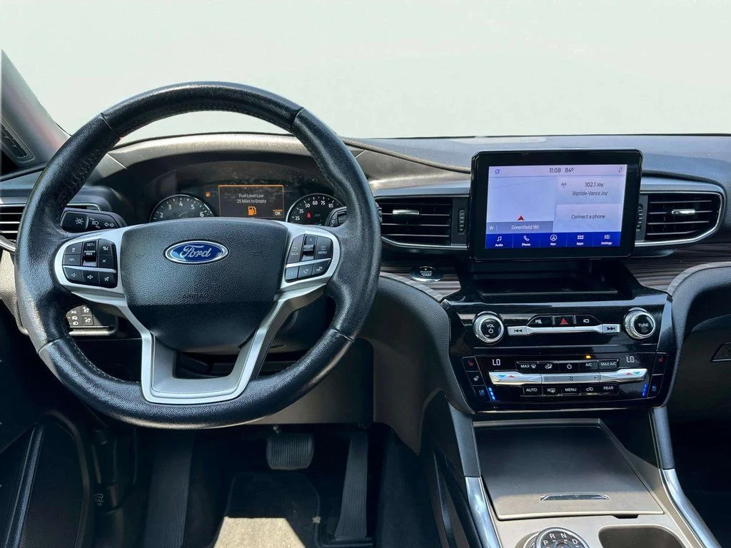Used 2021 Agate Black Metallic Ford Limited image 11