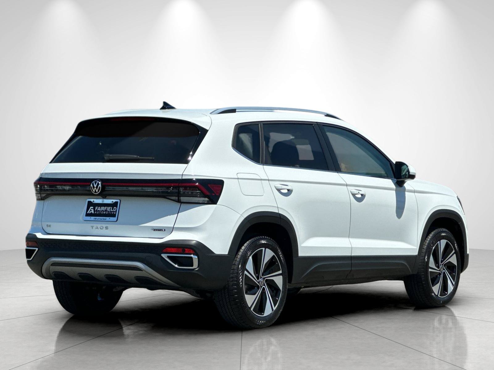 New 2026 Pure White Volkswagen SE image 5