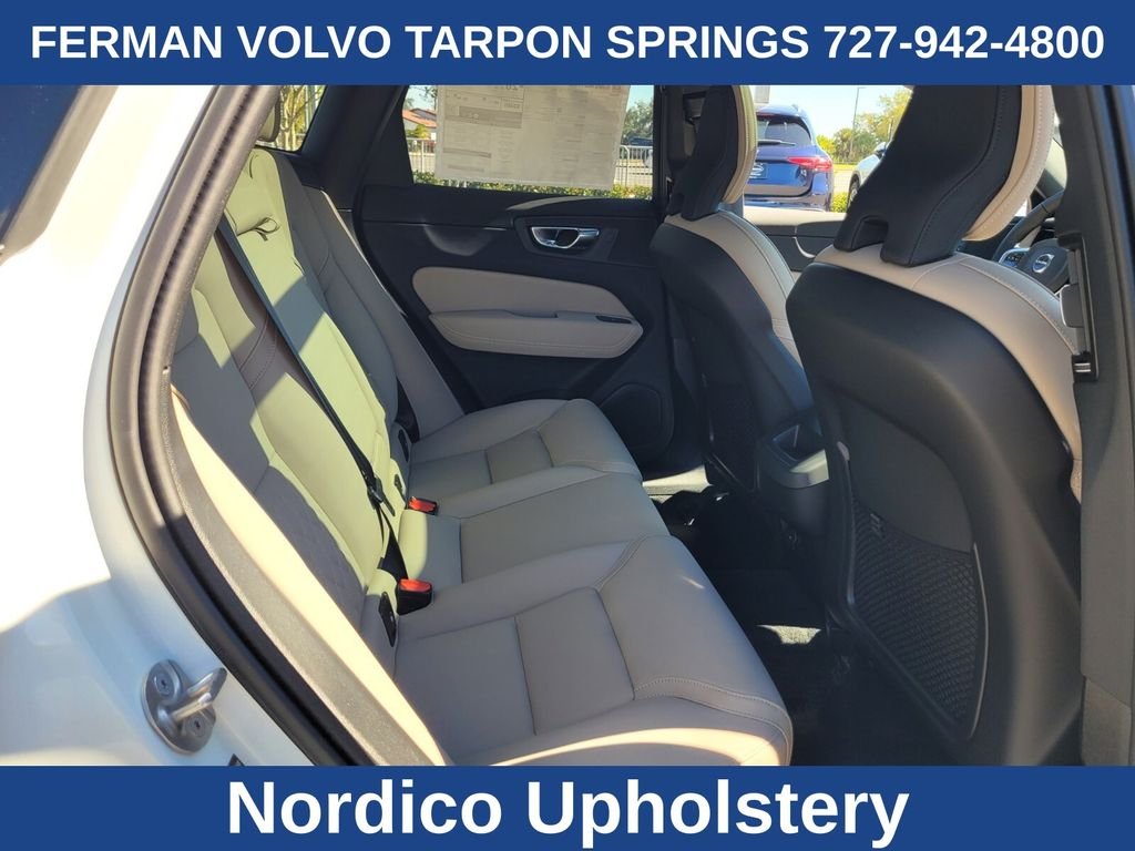 2026 Volvo XC60 Plus - Photo 20
