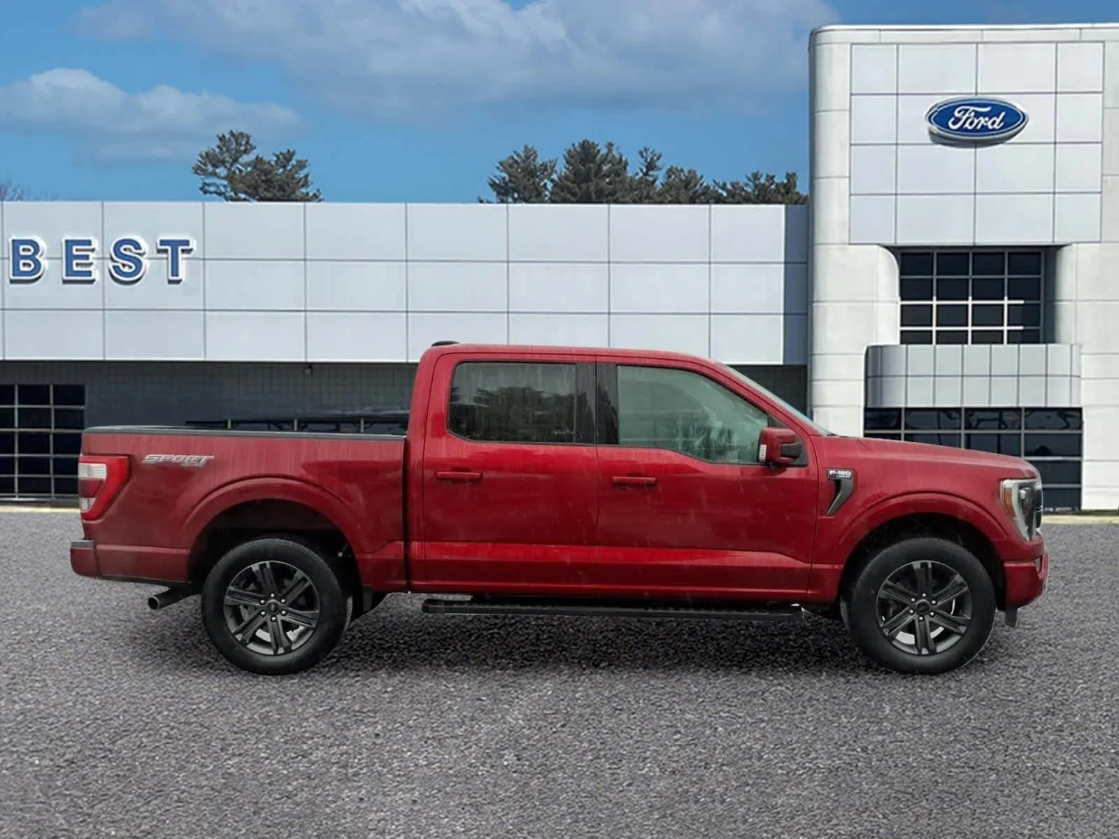 Used 2023 Rapid Red Metallic Tinted Clearcoat Ford LARIAT image 8