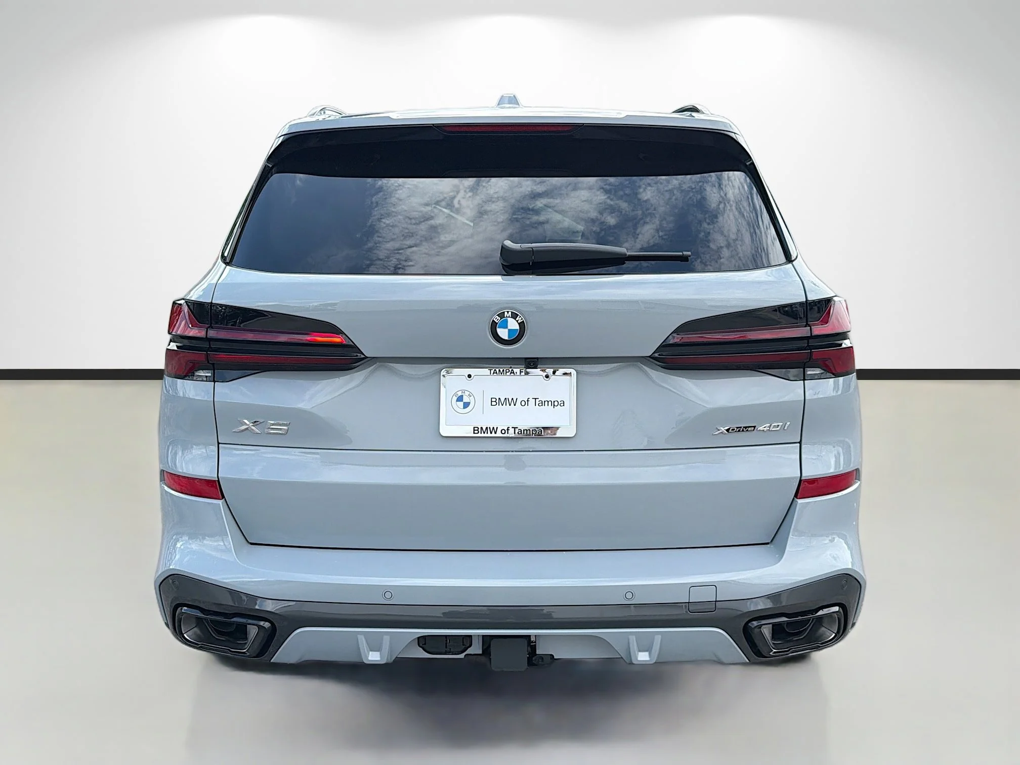 New 2026 Brooklyn Grey Metallic BMW xDrive40i image 4