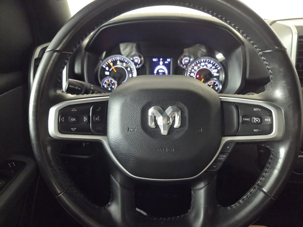Used 2021 Billet Silver Metallic Clearcoat Ram Big Horn image 17