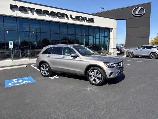 2022 Mercedes-Benz GLC