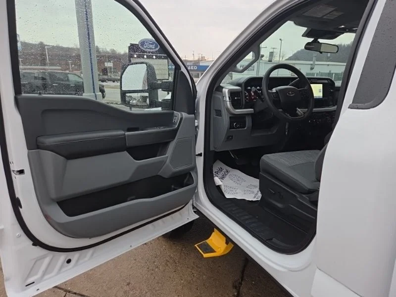 New 2026 Oxford White Ford F-350® XLT image 16