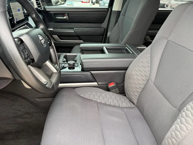 2024 Toyota Tundra SR5 - Photo 11