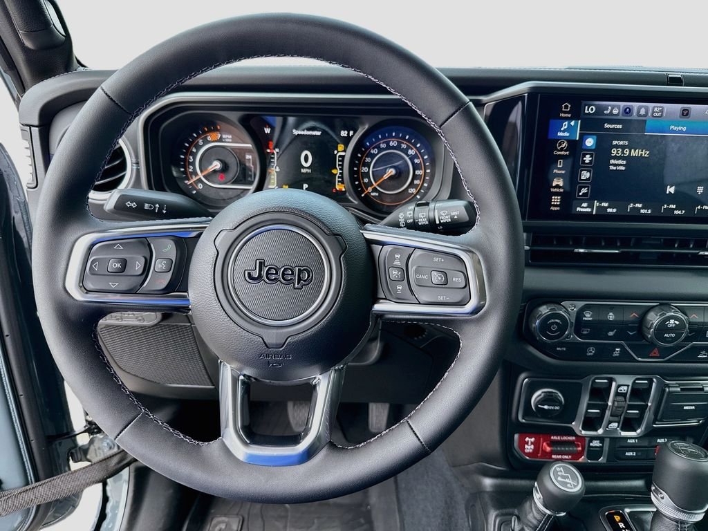 New 2026 Anvil Clearcoat Jeep Rewind image 16