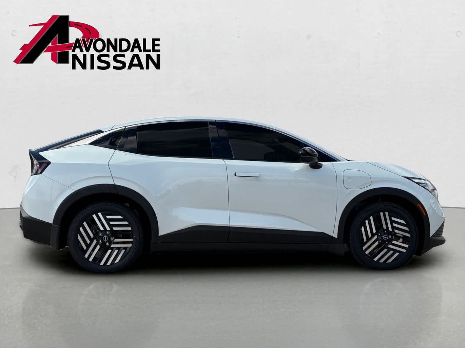 New 2026 Everest White Pearl TriCoat Nissan SV+ image 2