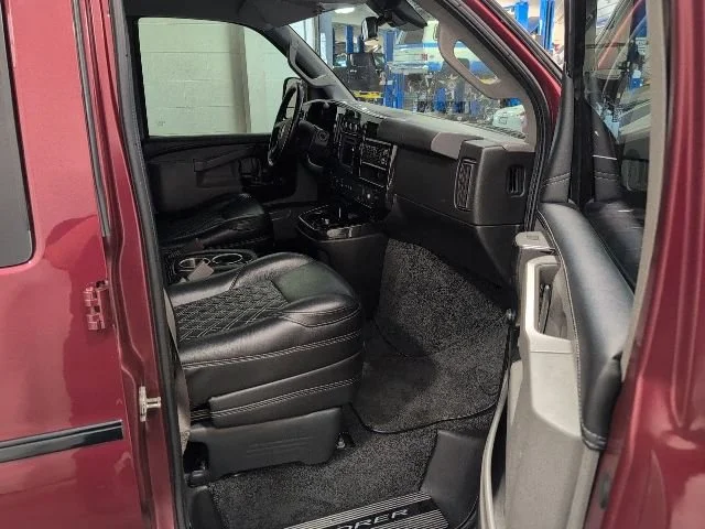 Used 2021 SPECIAL EXTERIOR COLOR Chevrolet LS image 24
