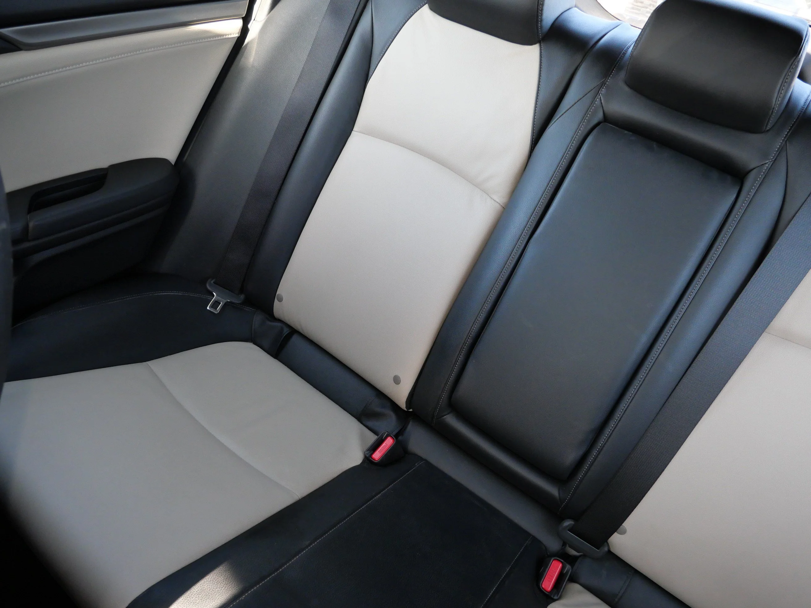 Used 2018 White Orchid Pearl Honda Sport Touring image 12