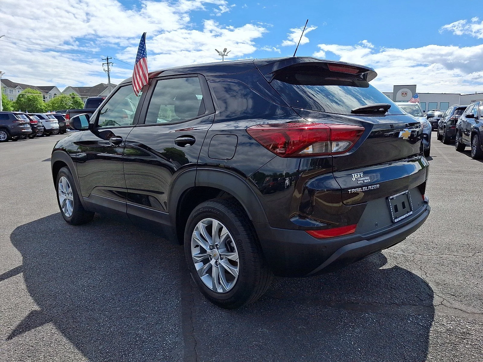 Used 2022 Mosaic Black Metallic Chevrolet LS image 4