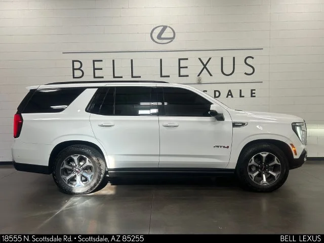 Used 2025 White GMC AT4 Ultimate image 3