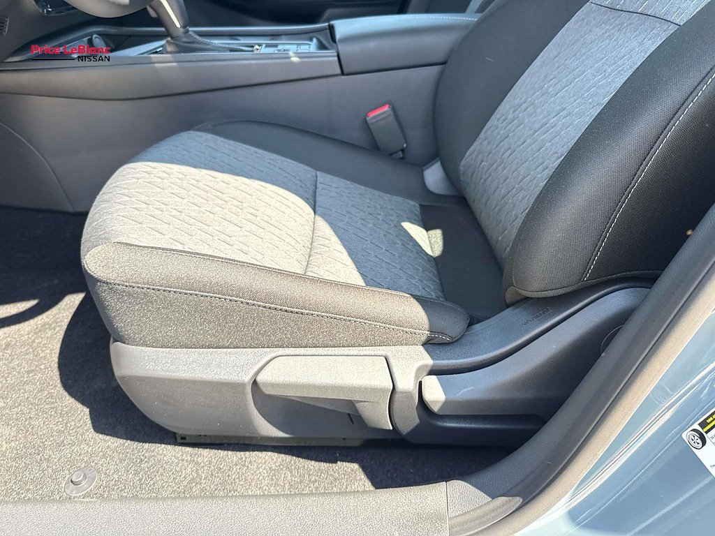 New 2027 Atlantic Gray Metallic Nissan SV image 9