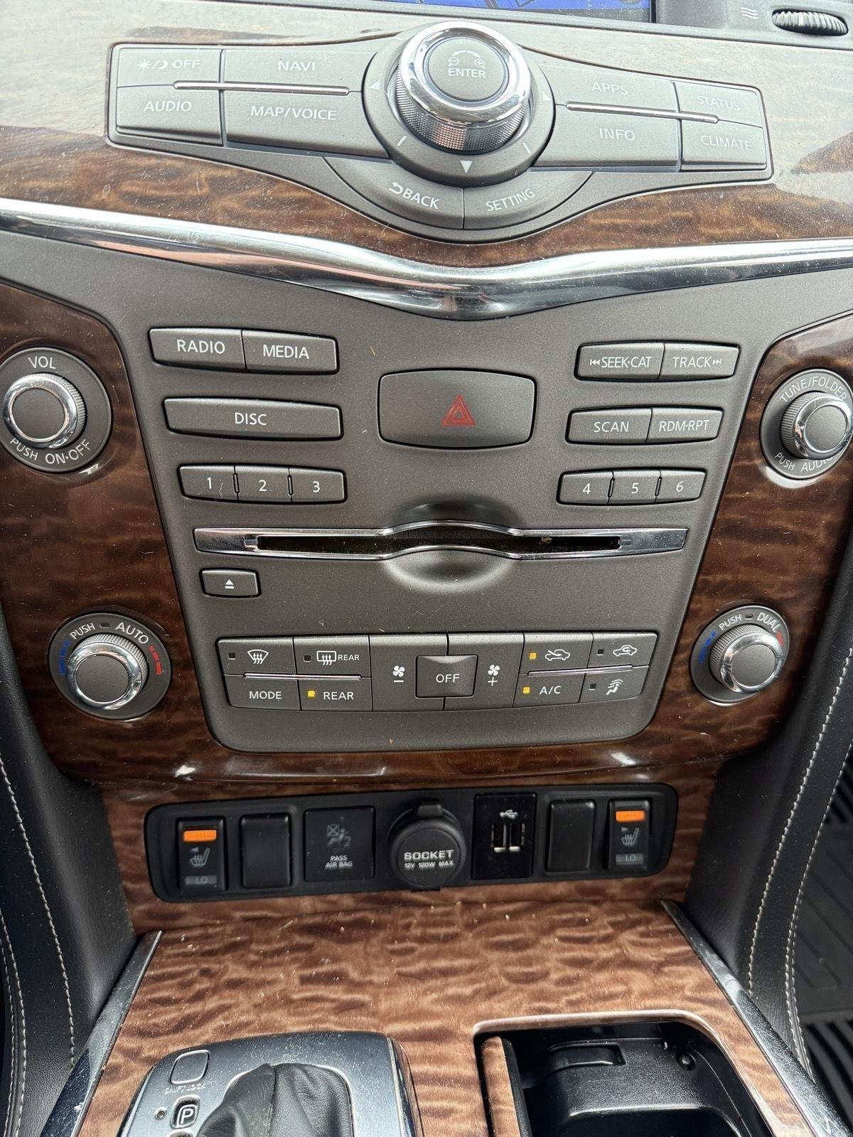 Used 2019 Pearl White Tricoat Nissan SV image 14