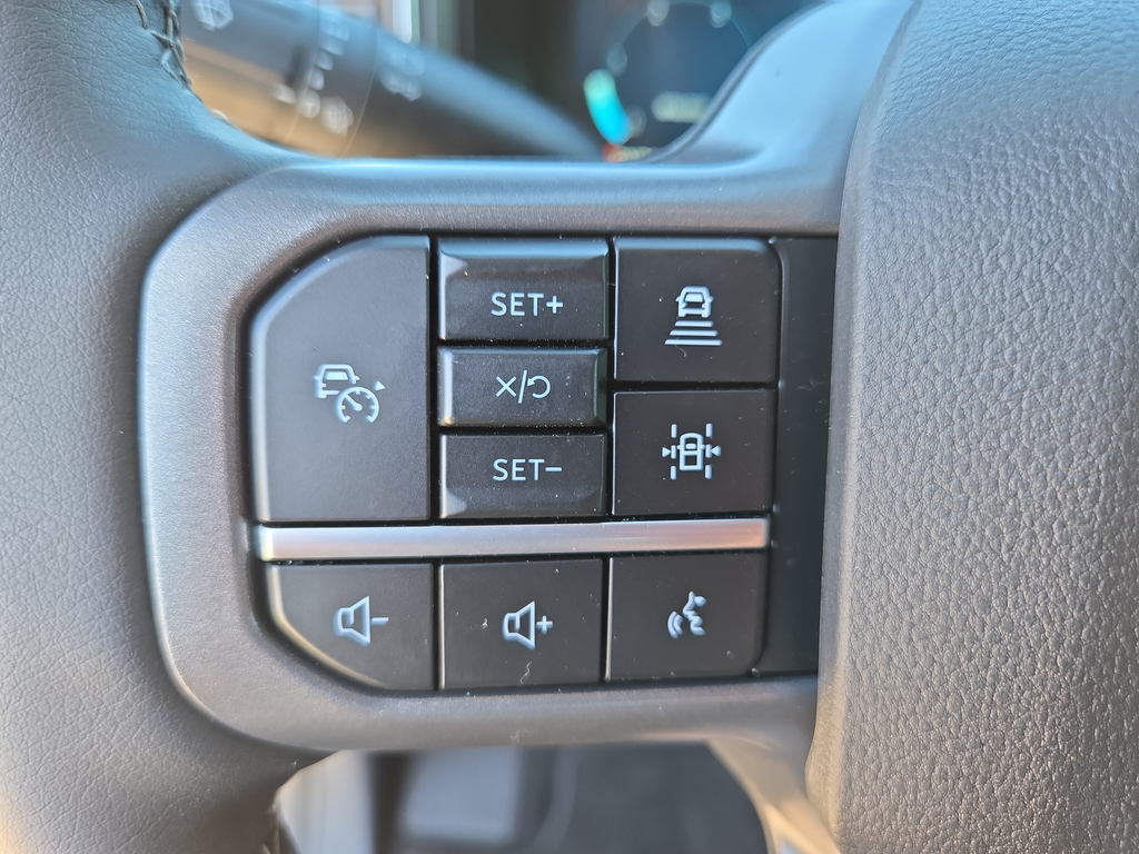 New 2026 Agate Black Metallic Ford F-250® Lariat® image 16