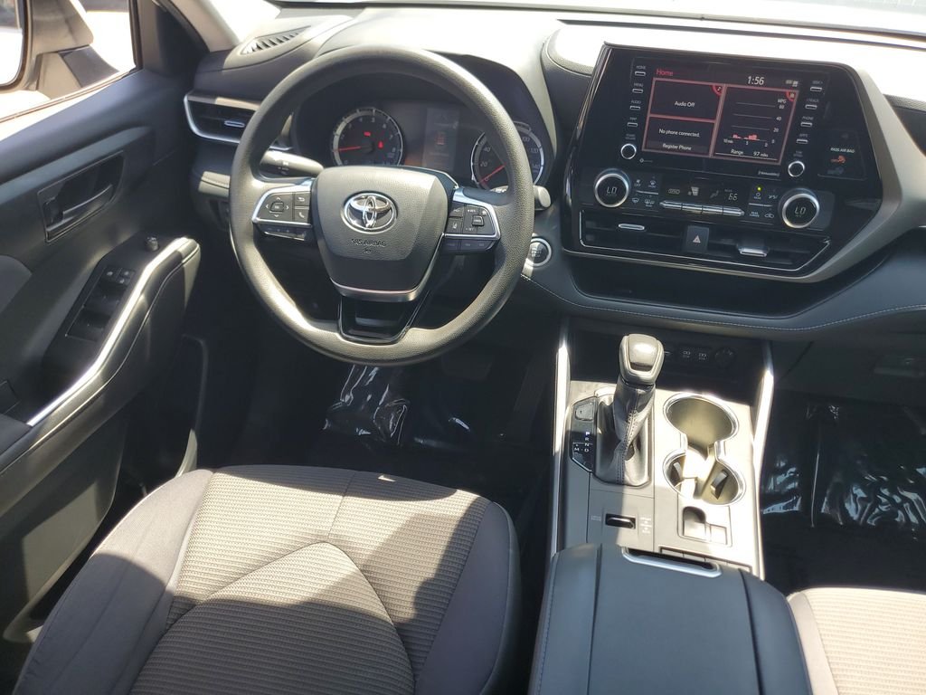 Certified Used 2021 White Toyota L image 10