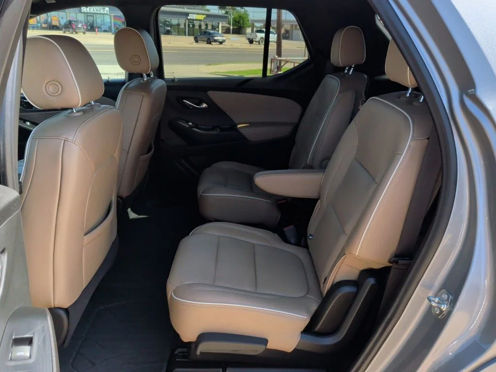 Used 2023 Gray Chevrolet Premier image 33