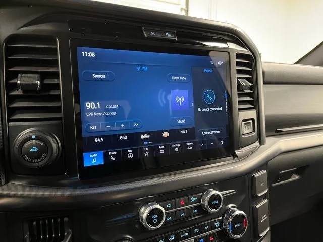 Used 2025 White Ford Lariat image 35