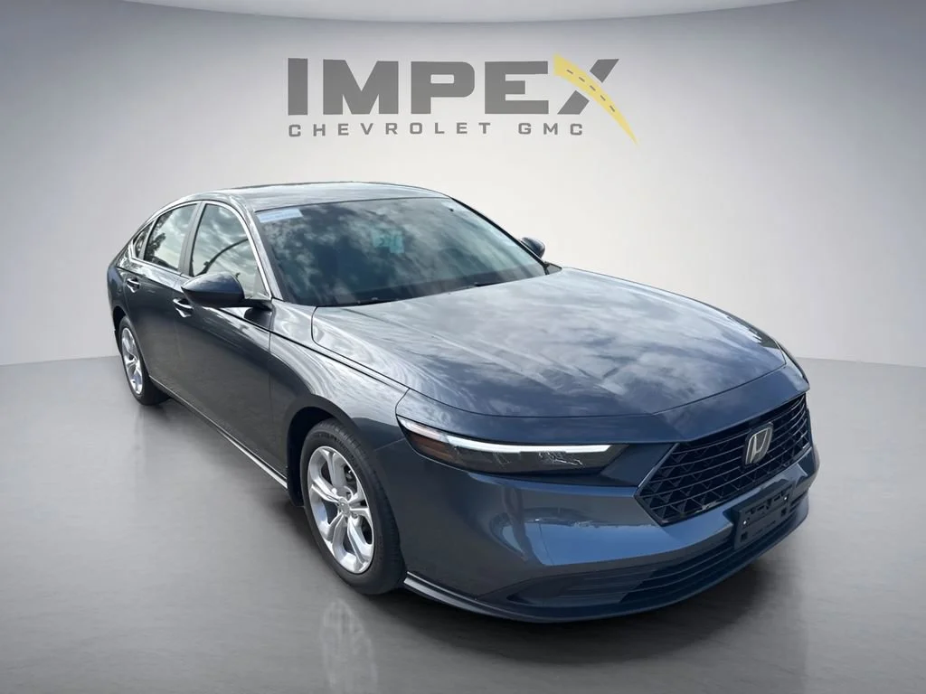 Used 2025 Gray Honda LX image 4