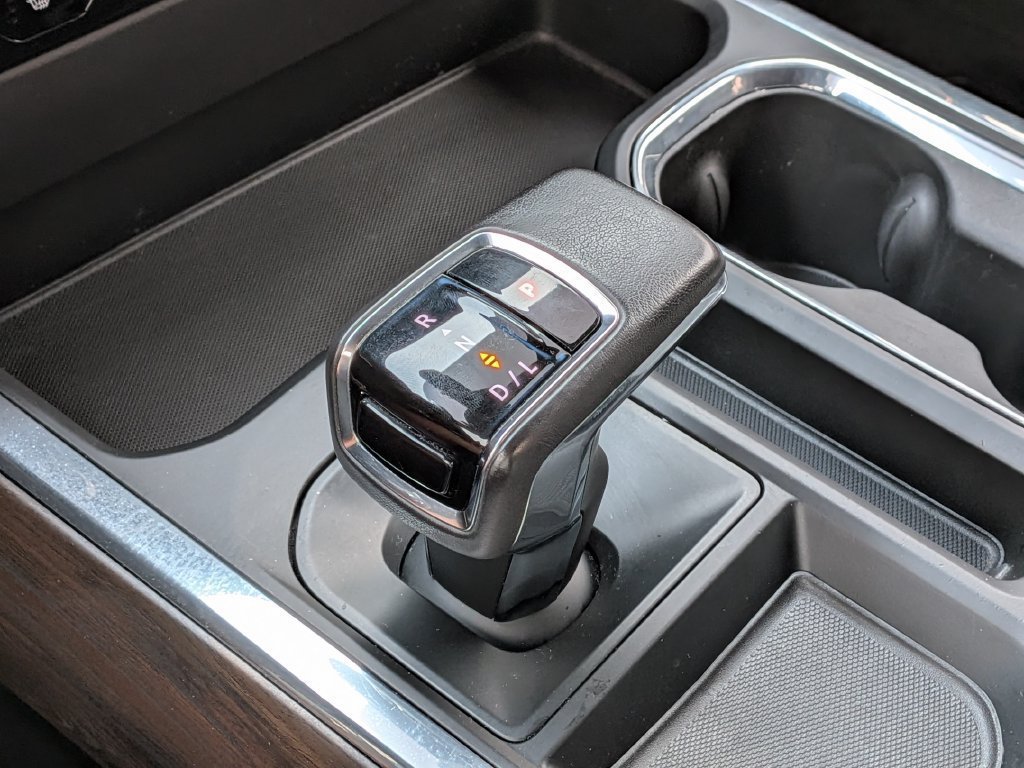 Used 2022 Blue GMC SLT image 31