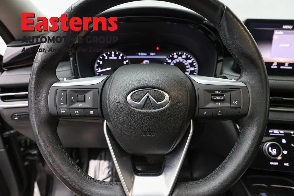 Used 2023 Black INFINITI PURE image 10