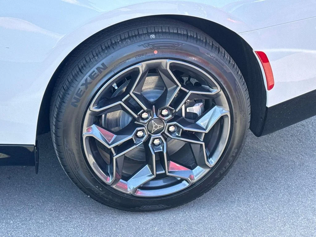 New 2026 White Dodge R/T image 38