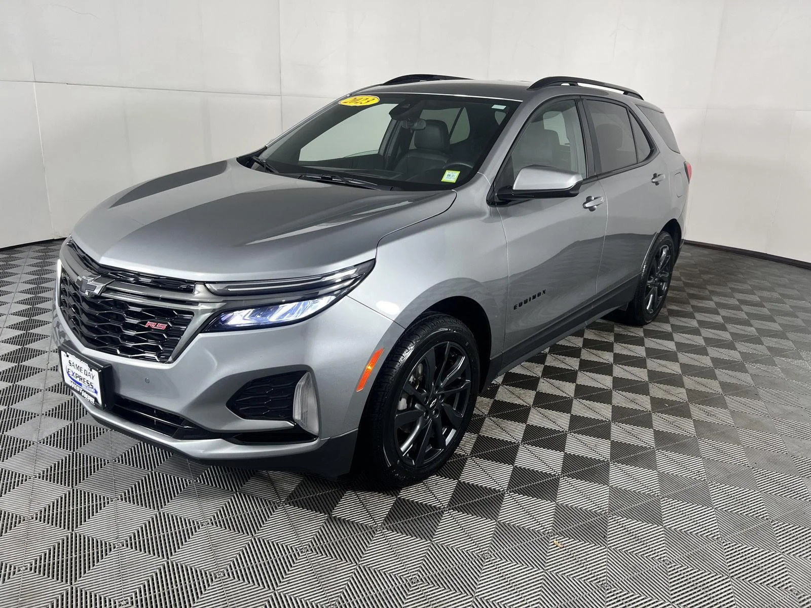 Used 2023 Sterling Gray Metallic Chevrolet RS image 20