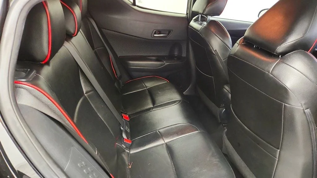 Used 2018 Black Sand Pearl Toyota XLE Premium FWD image 21